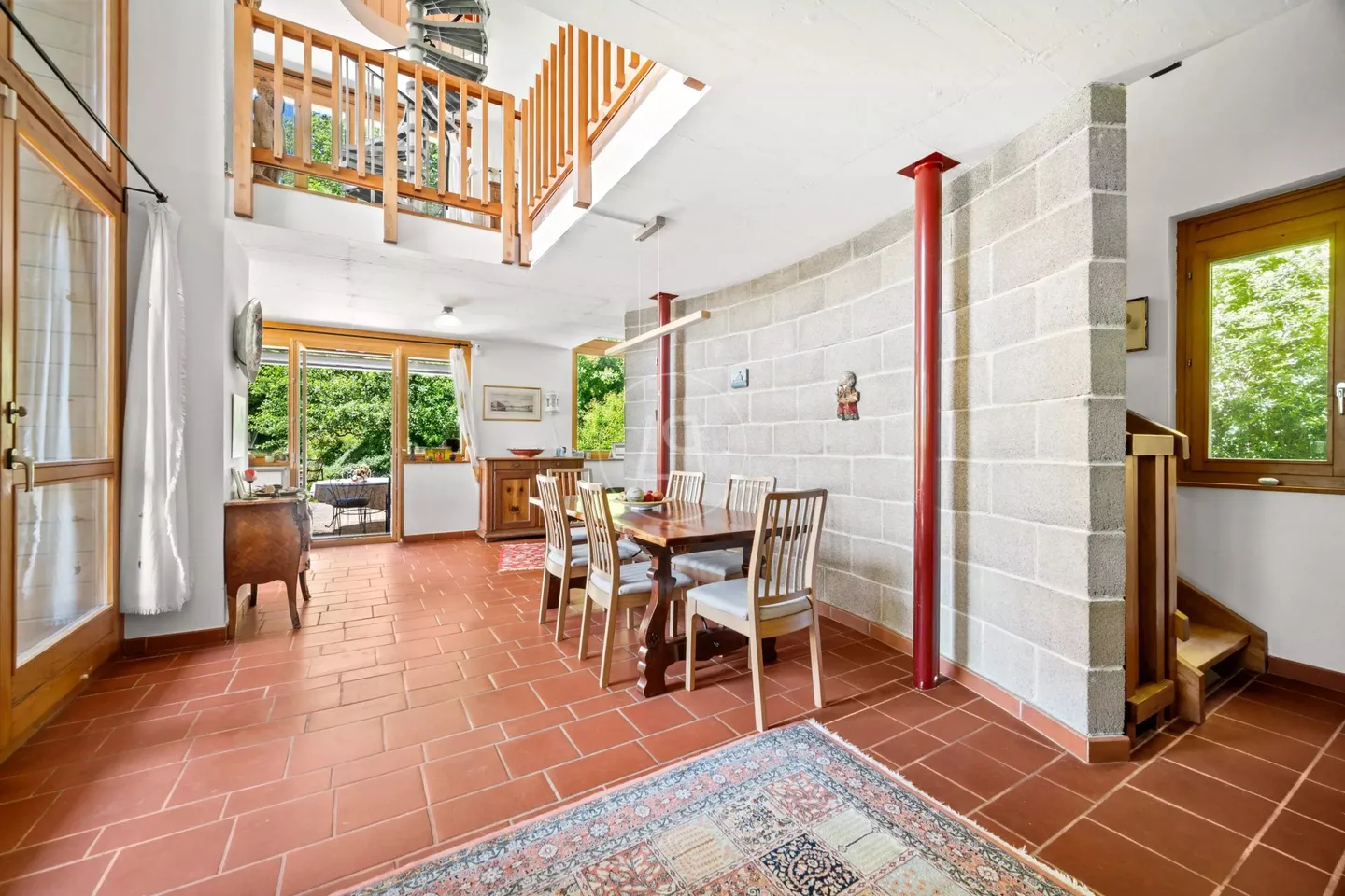 Schönes Familienhaus mit Pool in der Nähe von Rolle - Foto 3 von 13