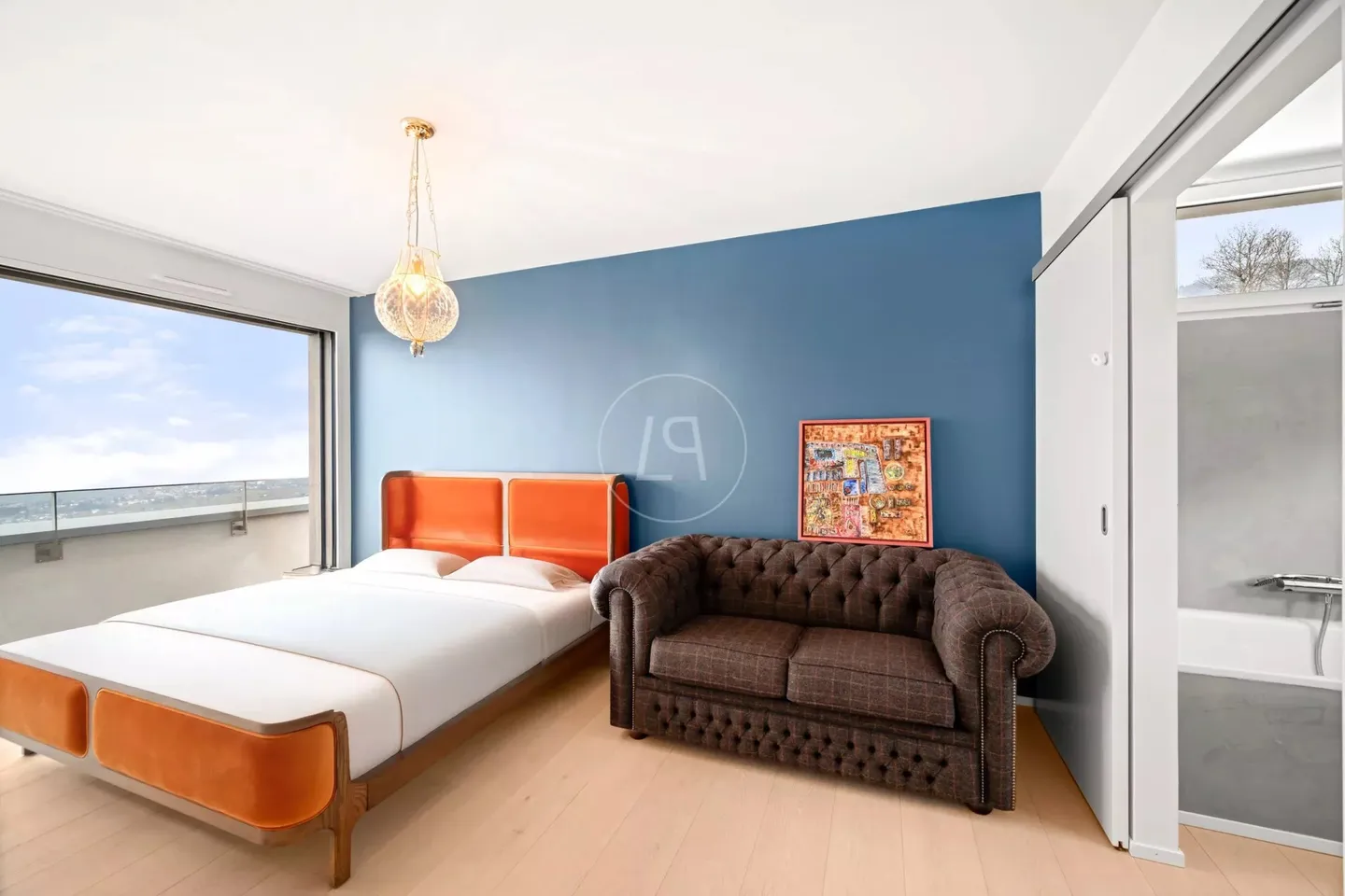 Stunning modern attic with panoramic view near Montreux - Photo 9 of 13