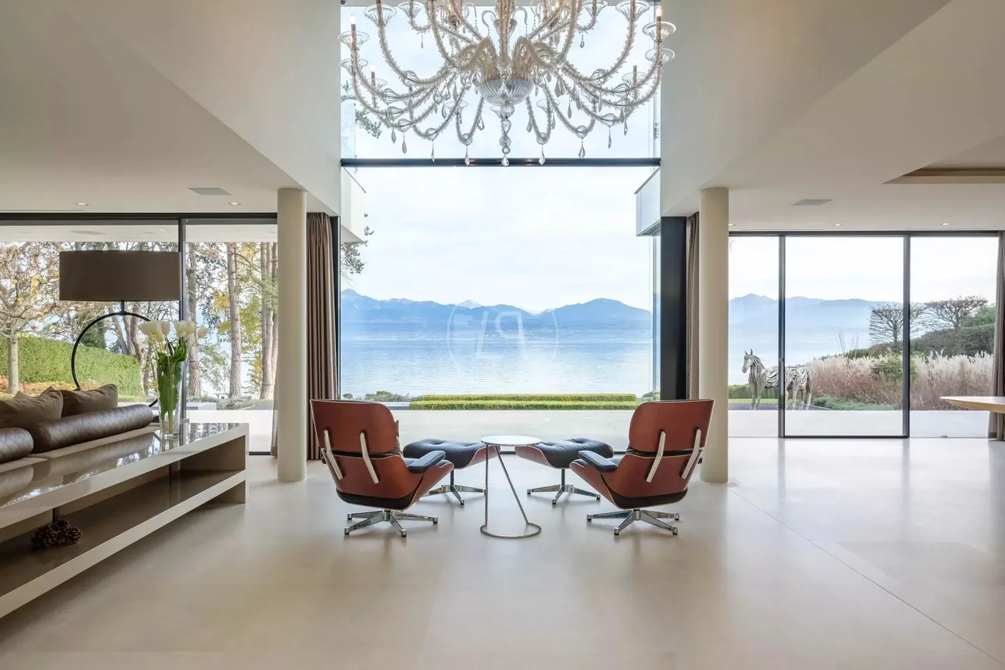 "La Côte" Jewel - Photo 7 of 13