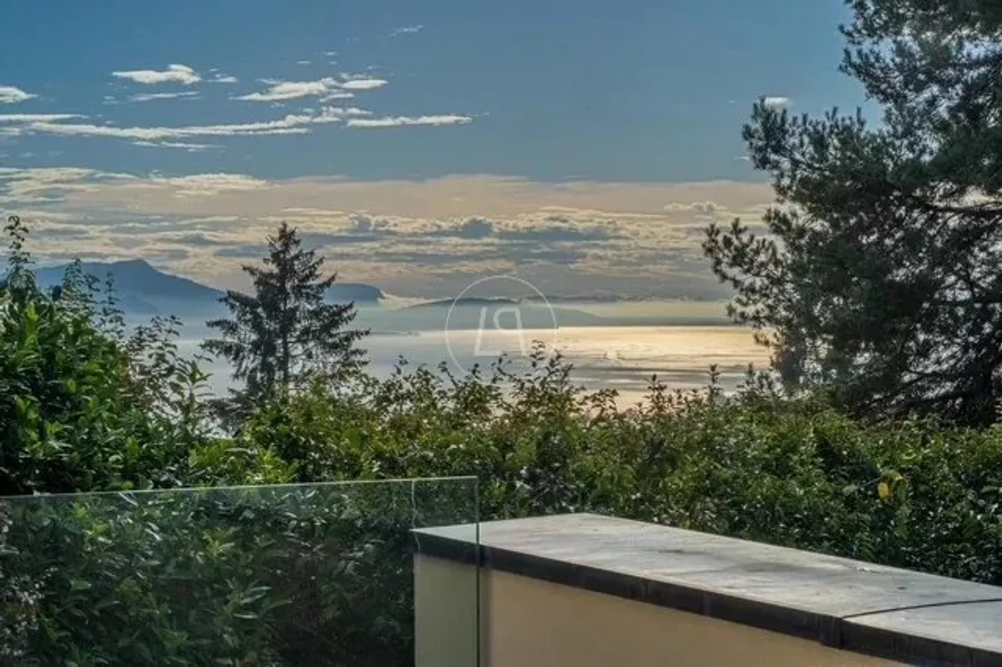 Superbe Townhouse contemporain situé à Lausanne - Photo 3 of 13