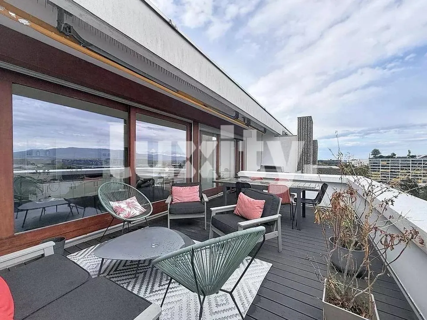 Un appartement d'exception au coeur du Petit-Saconnex - Photo 4 sur 4