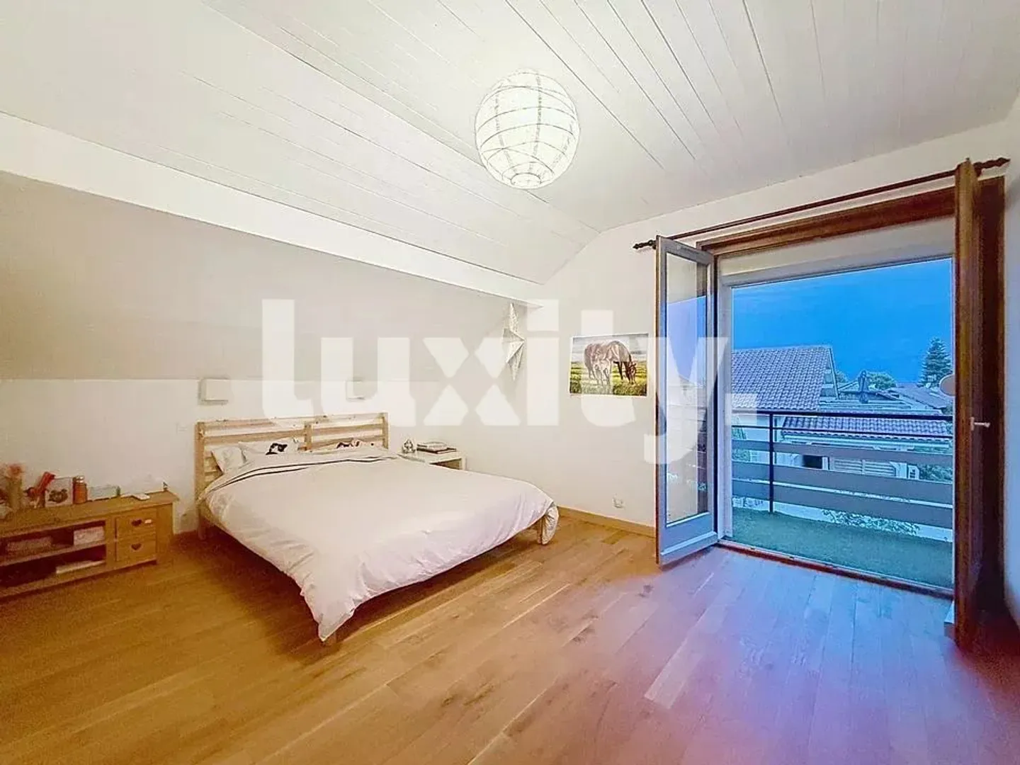 CHENS-SUR-LÉMAN – CASA CONTEMPORANEA, LUMINOSA E TRANQUILLA, VICINO A GINEVRA - Foto 5 di 8