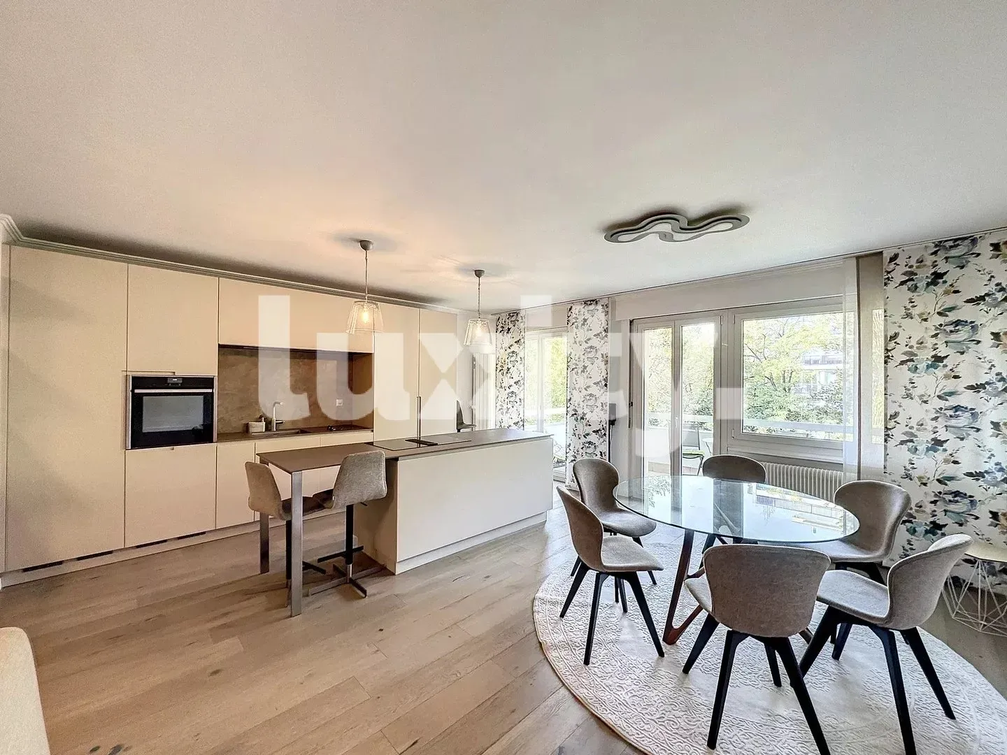 Magnifico appartamento di lusso di 4 locali nel cuore di Florissant! - Foto 1 di 4