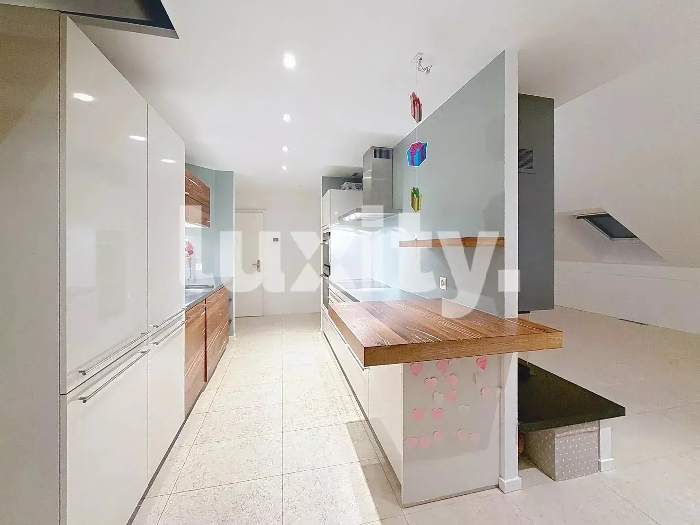 Superb 148 m² duplex for rent in Founex - Photo 2 of 8