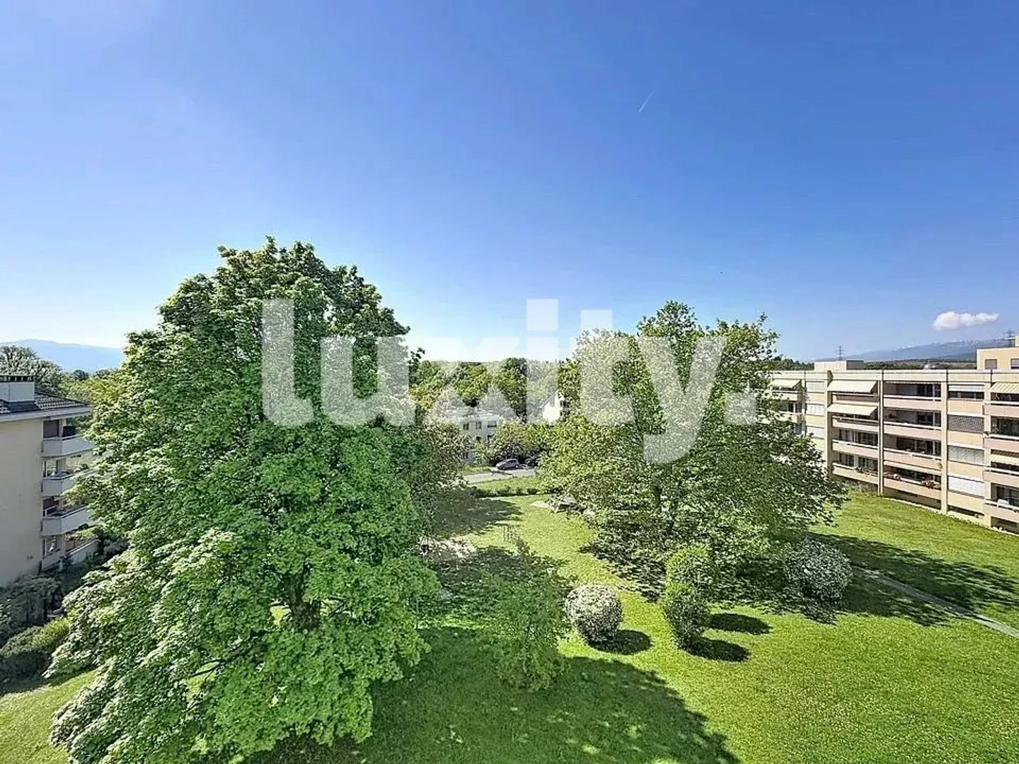 Zu vermieten in Nyon – Wunderschöne Wohnung mit Seeblick - Foto 2 von 7