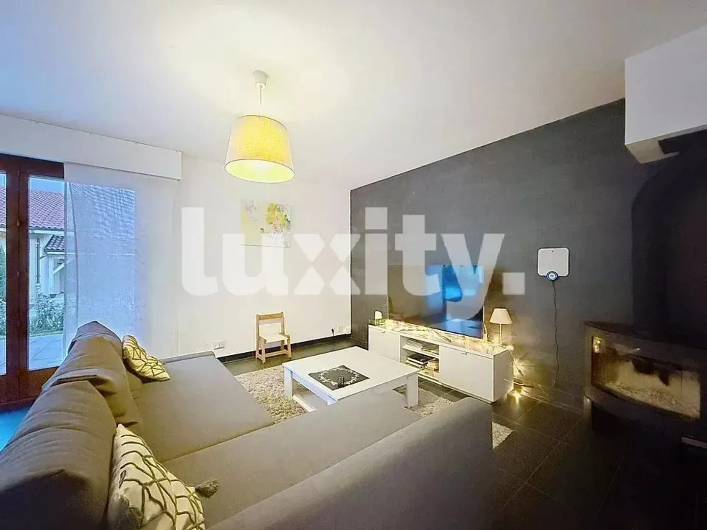 CHENS-SUR-LÉMAN – CASA CONTEMPORANEA, LUMINOSA E TRANQUILLA, VICINO A GINEVRA - Foto 4 di 8