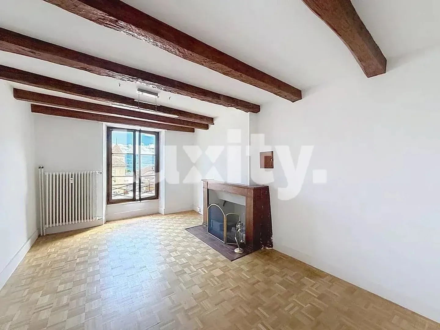 Rolle – Élégant duplex de 6 pièces dans une demeure historique face au Château - Photo 2 of 8