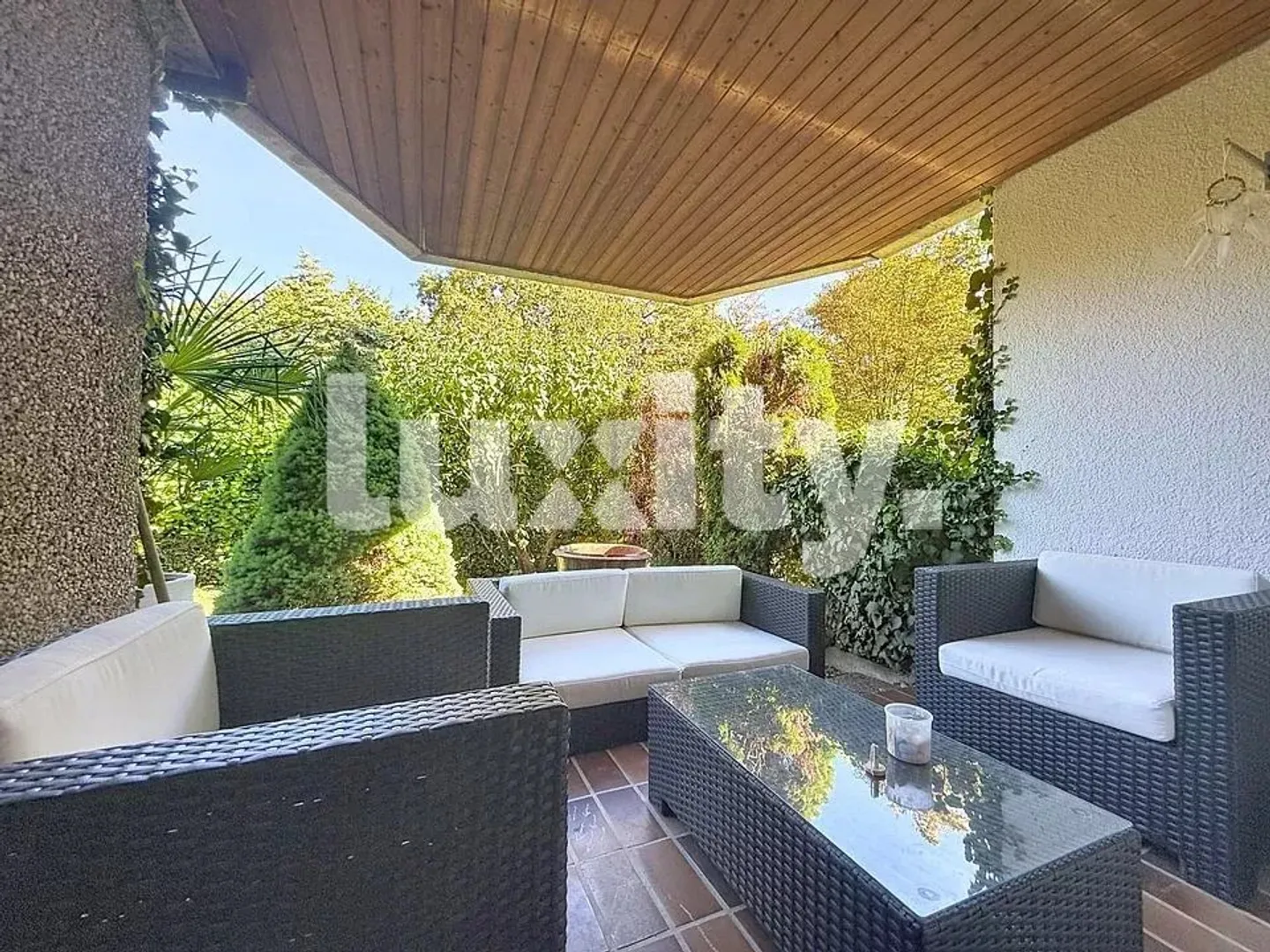 Bel Appartement avec Jardin - Photo 2 sur 6