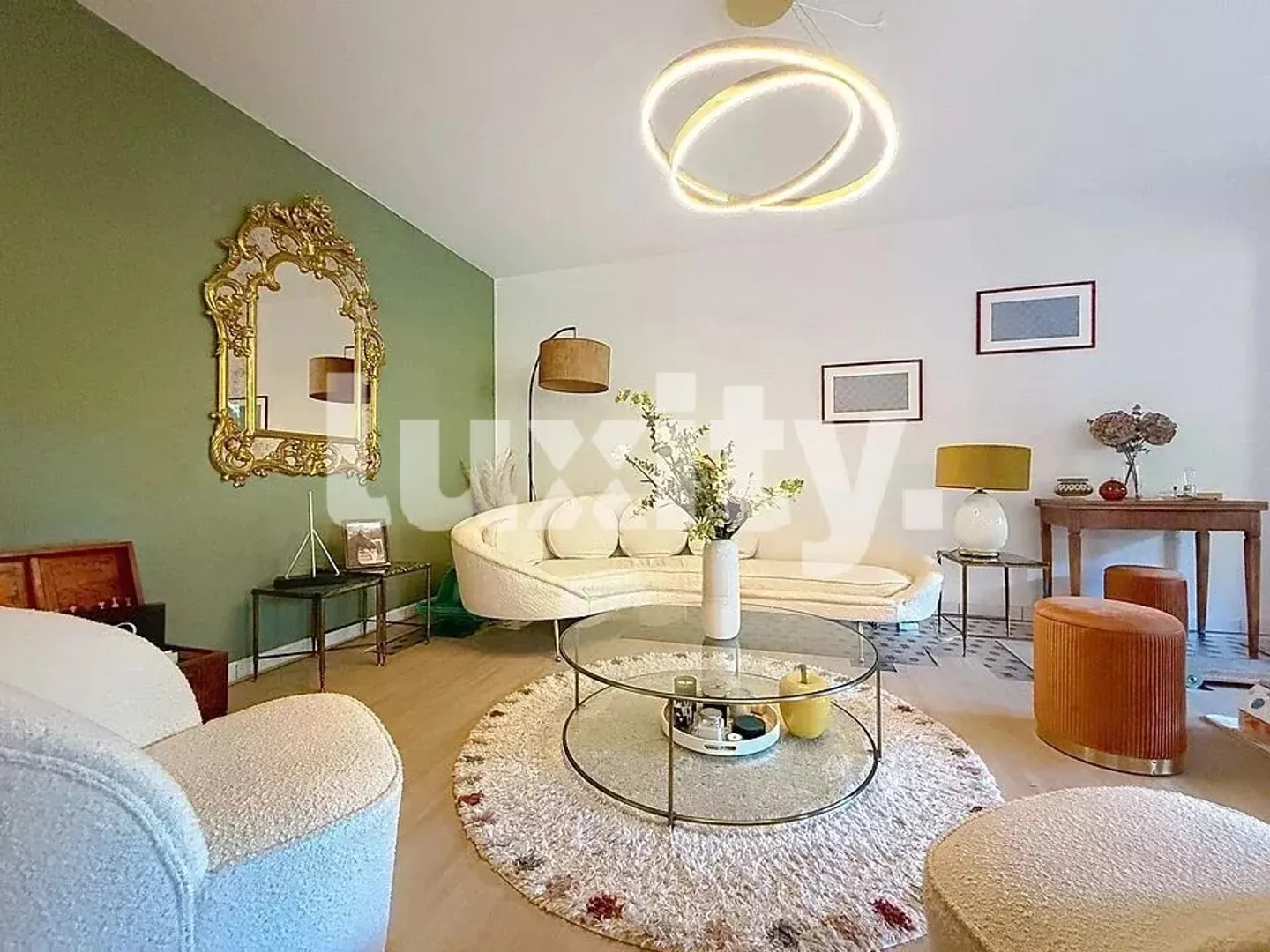 Bel Appartement avec Jardin - Photo 1 sur 6