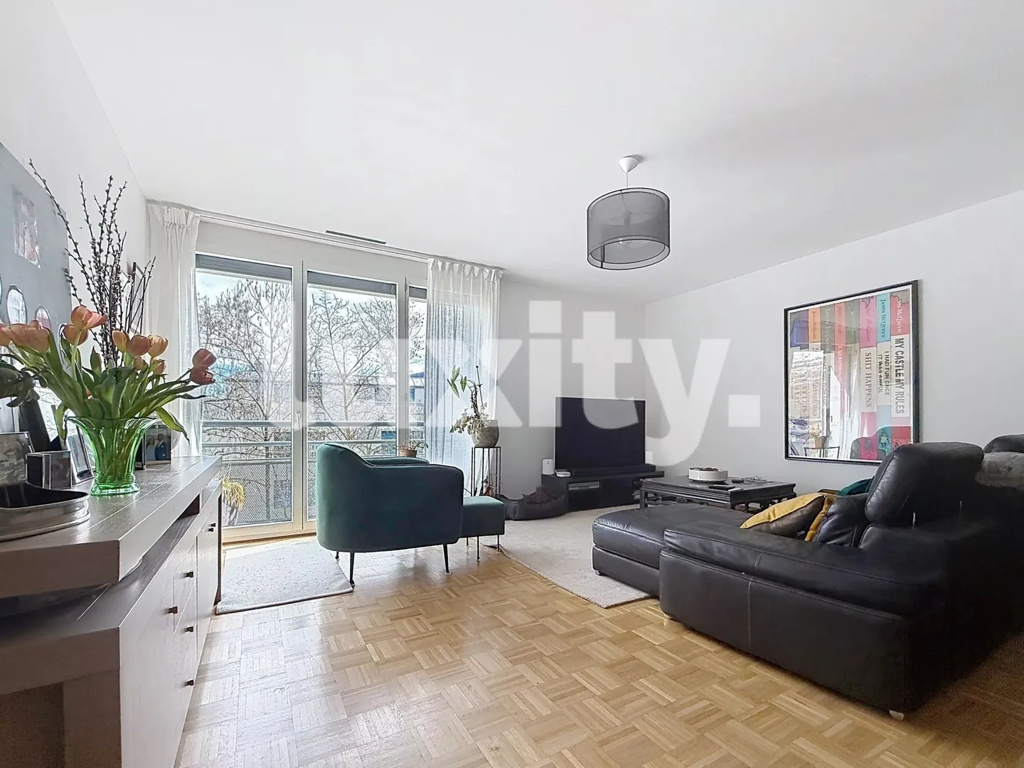 Beautiful apartment with terrace - Photo 3 of 5