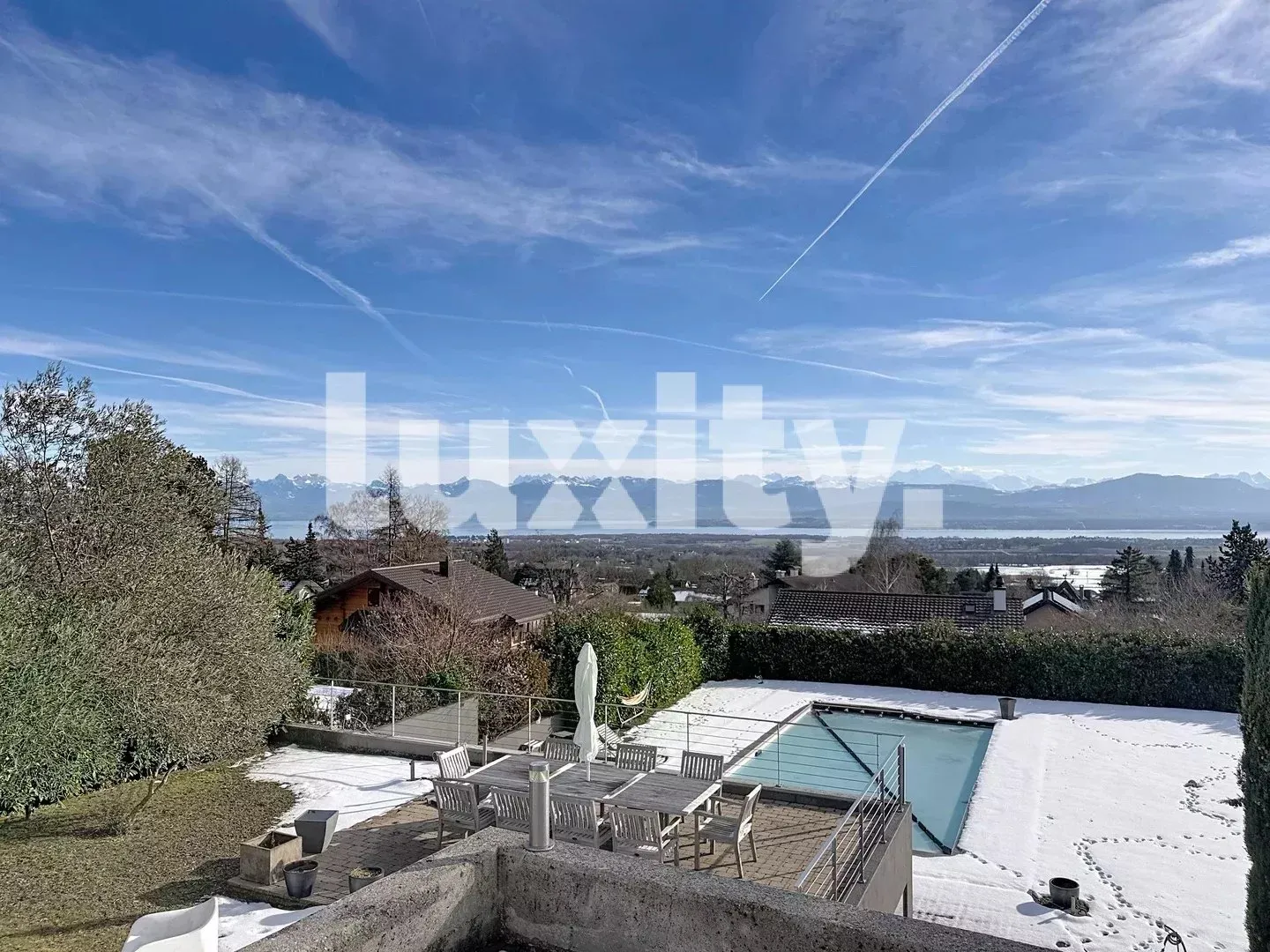 Eccezionale proprietà arredata - Vista panoramica sul Lago di Ginevra - Genolier - Affitto a breve termine. - Foto 1 di 8