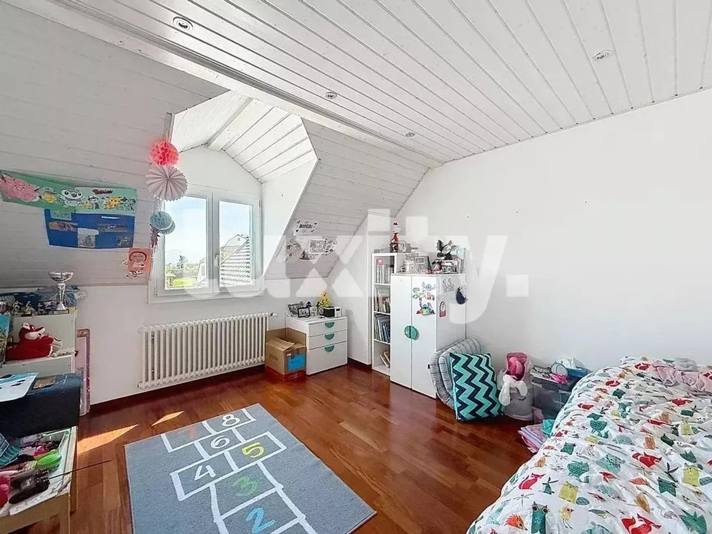 Beautiful villa apartment – generous volumes and a privileged setting - Foto 4 von 8