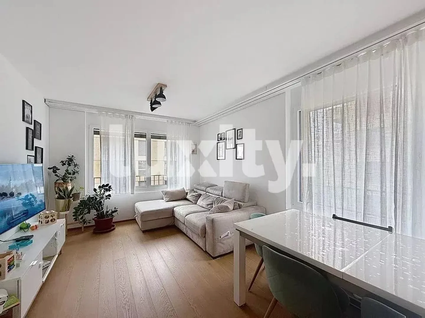 Möblierte, neuere Wohnung zur Miete in Nyon - Foto 2 von 7