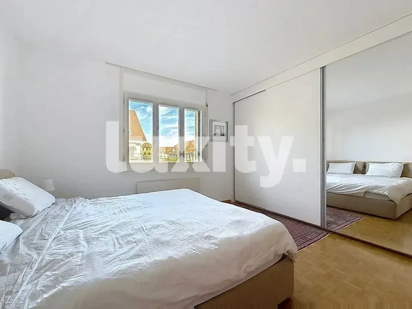 GLAND – A BRIGHT APARTMENT WITH A LARGE BALCONY AND MOUNTAIN VIEW - Photo 6 of 8