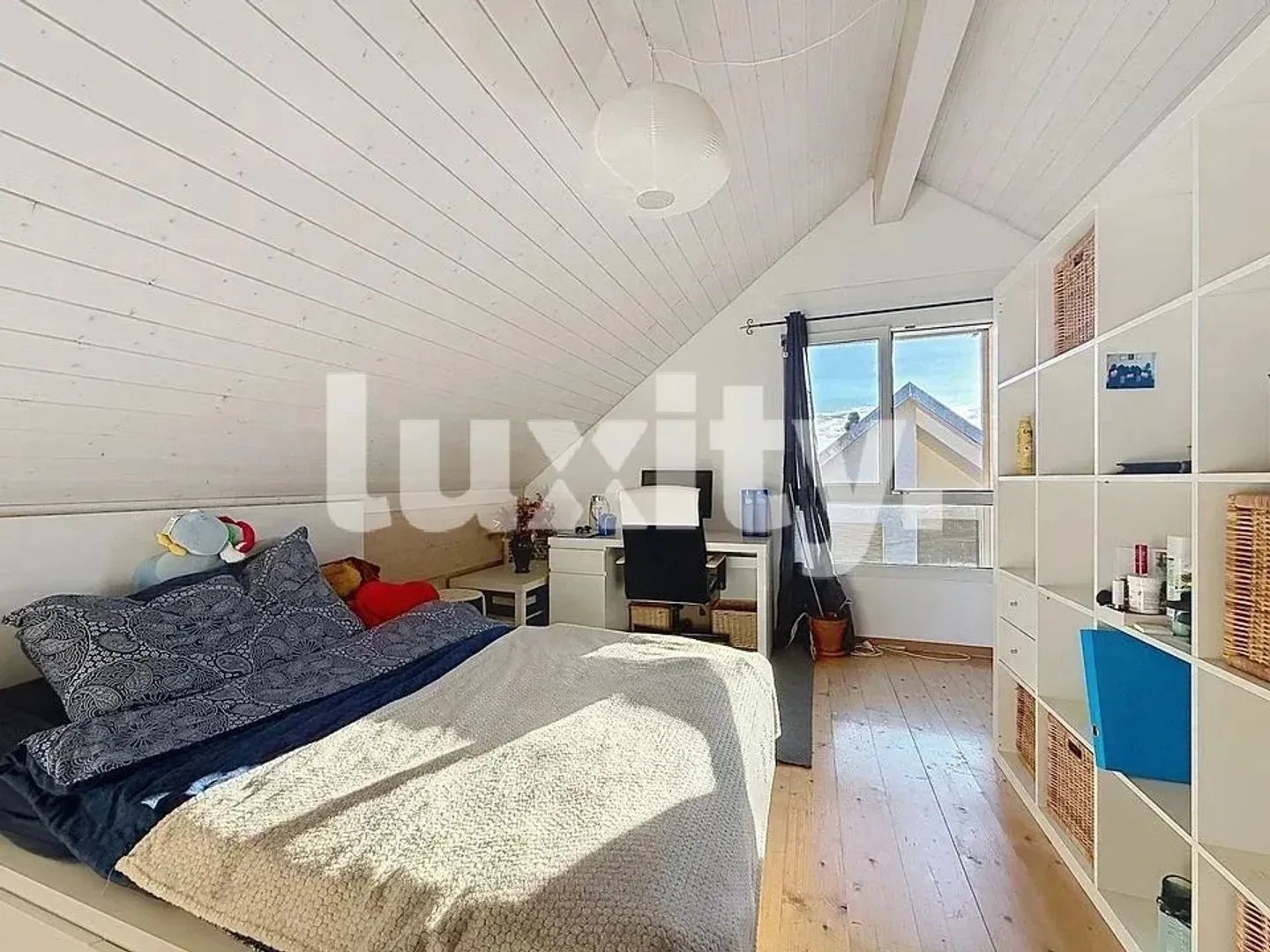 Gland – Spacious bright duplex of 4.5 rooms of about 160 m² - Photo 6 of 8