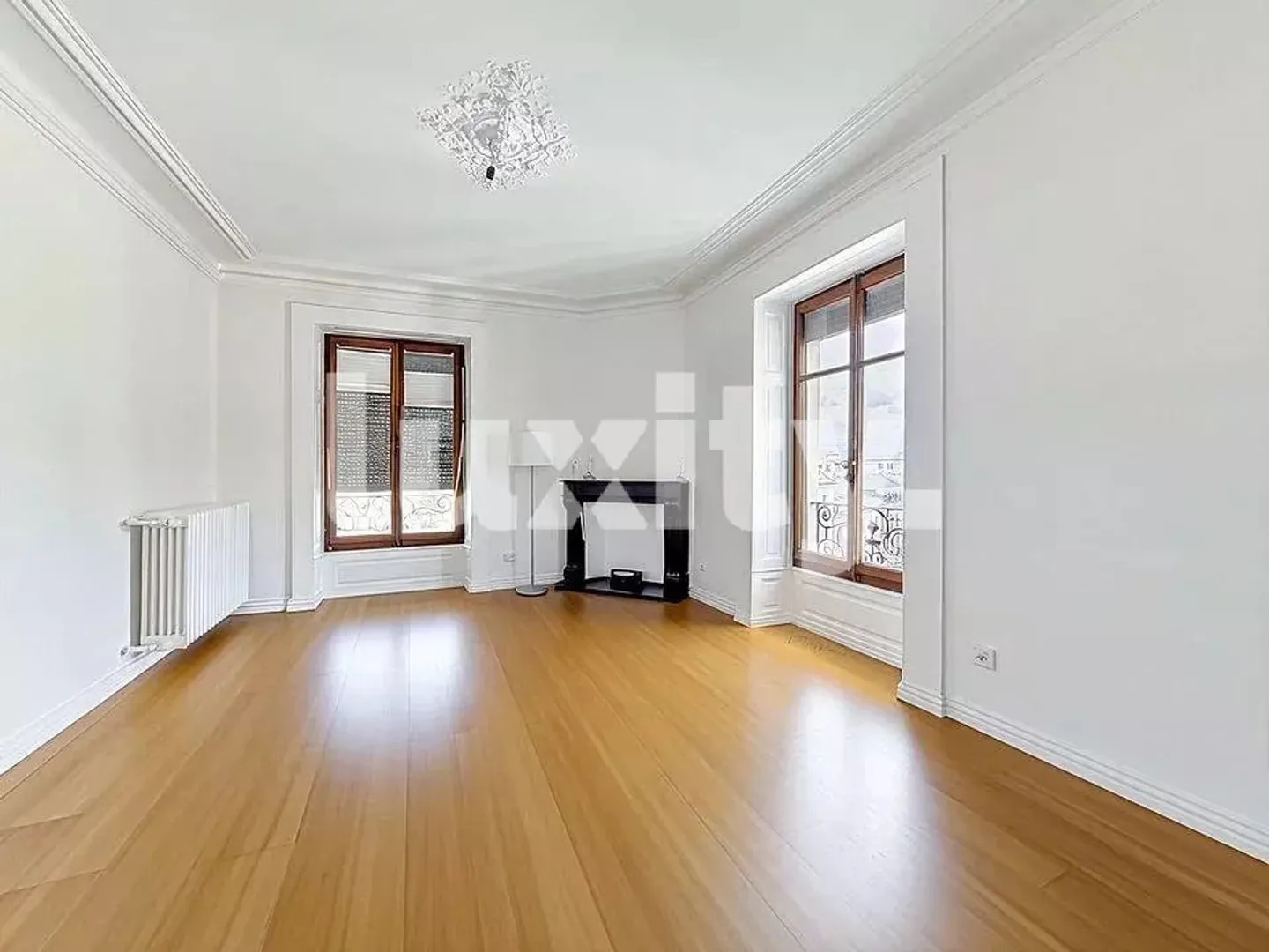 Character Apartment - City Center Left Bank - Photo 1 of 3