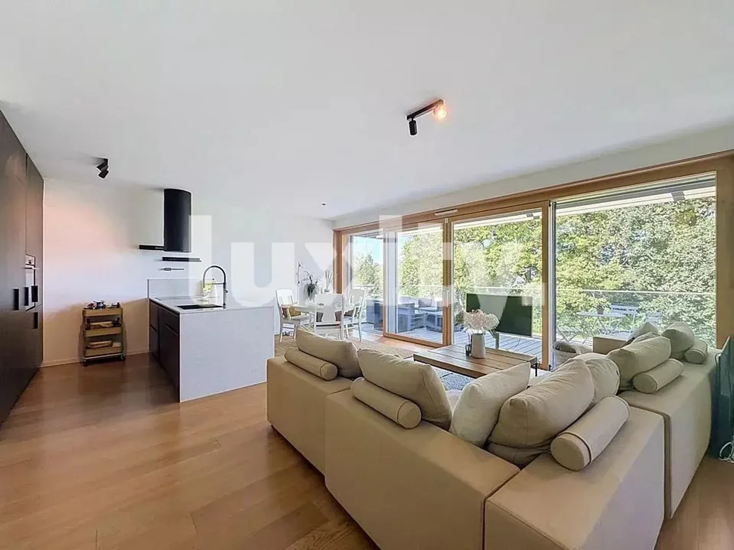 Appartement Neuf avec Vue Lac - Photo 2 sur 3