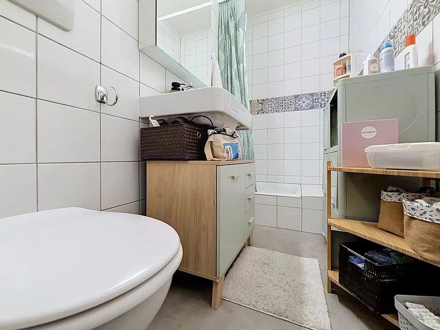 Schöne, vollständig renovierte Wohnung - Foto 3 von 3