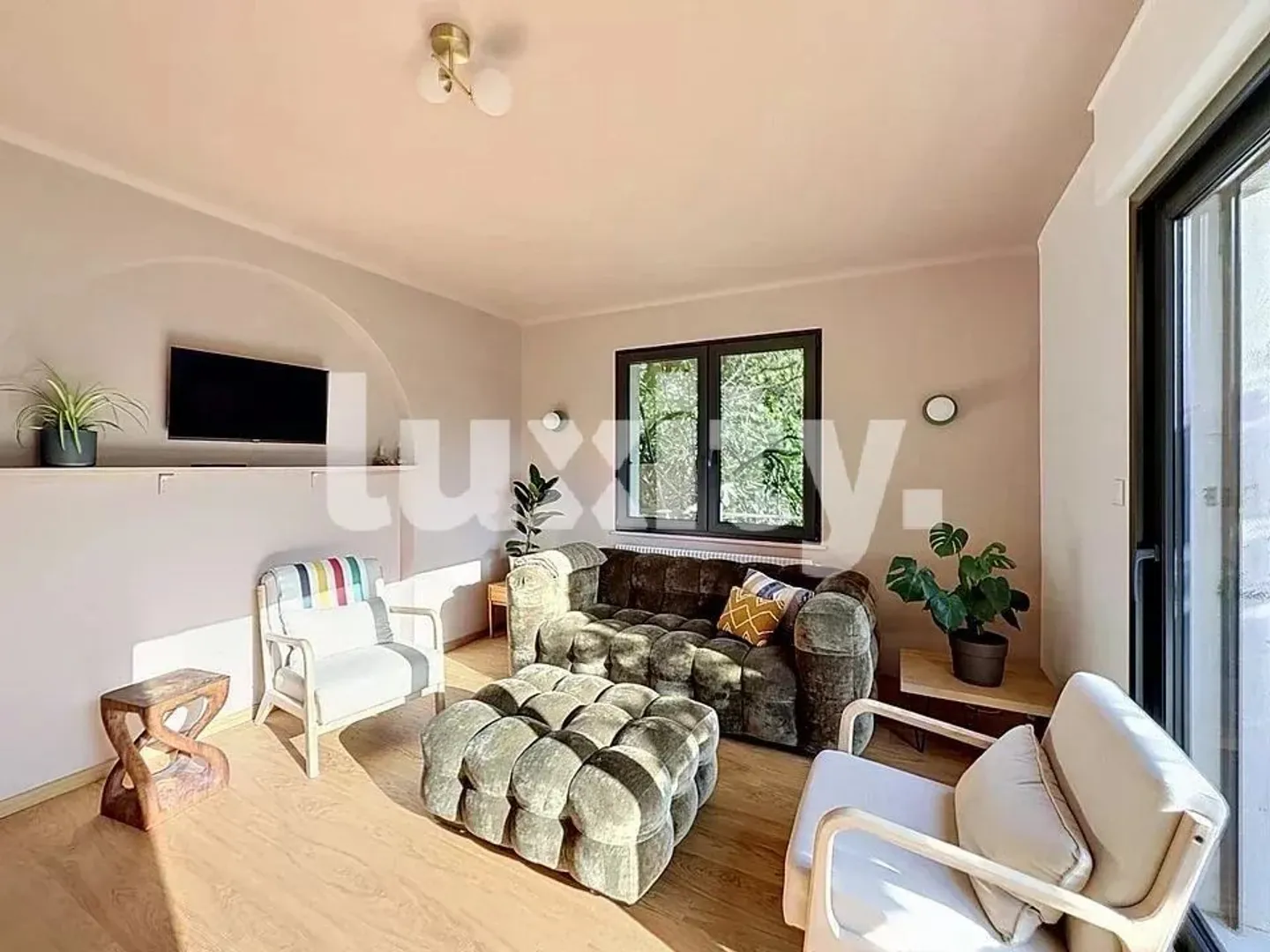 Maison Familiale avec Appartement Indépendant - Photo 2 sur 8