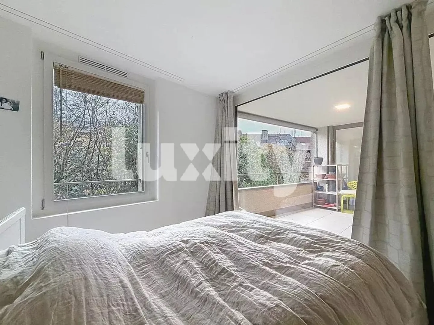 Family apartment with terrace in Eysins - Photo 6 of 7