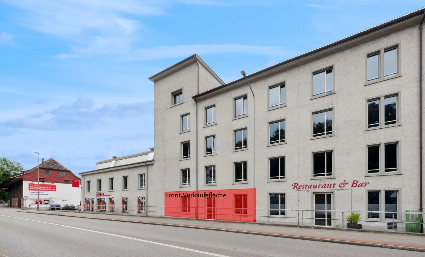 Spazio commerciale in una posizione ben collegata - Foto 2 di 7