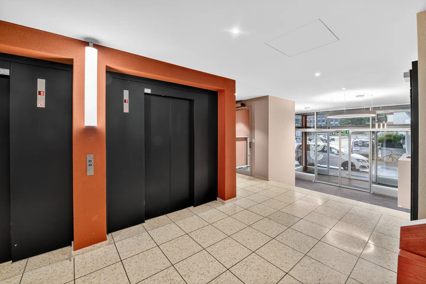 Bright and spacious office space in a central location - Photo 11 of 13