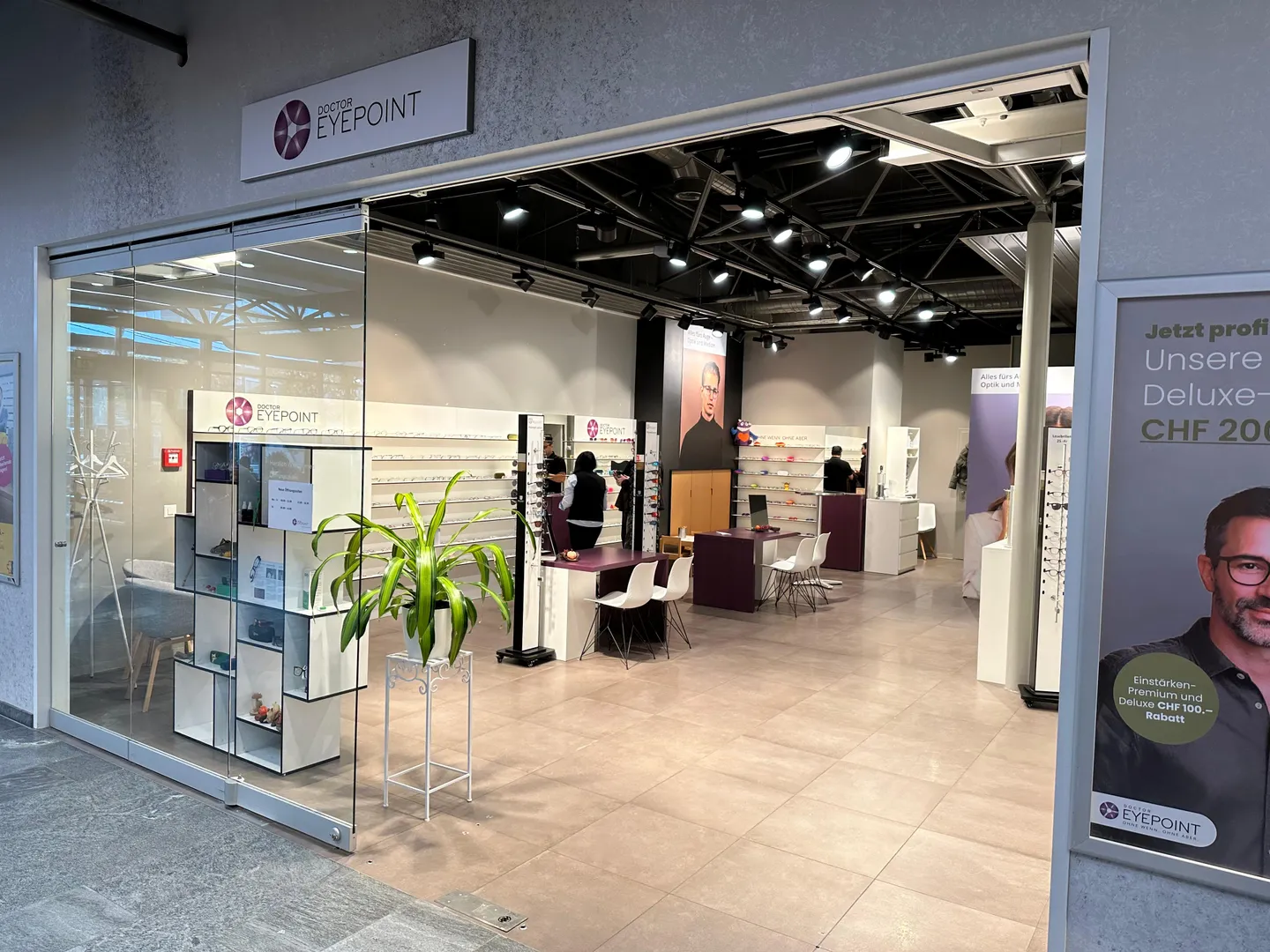 Moderne Verkaufsfläche in Romanshorn - Foto 2 von 5