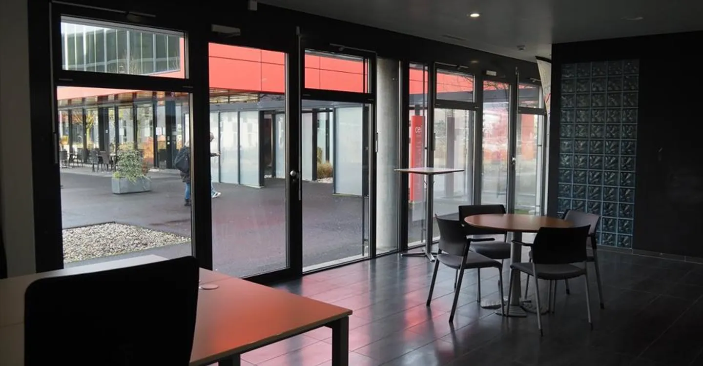 Espace Commercial Lumineux - Photo 6 sur 6