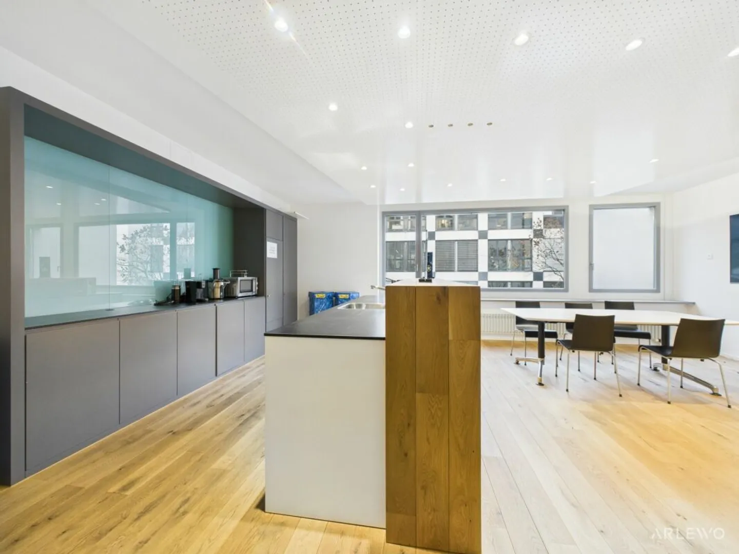 Top developed office space at Alpenquai - Photo 8 of 13