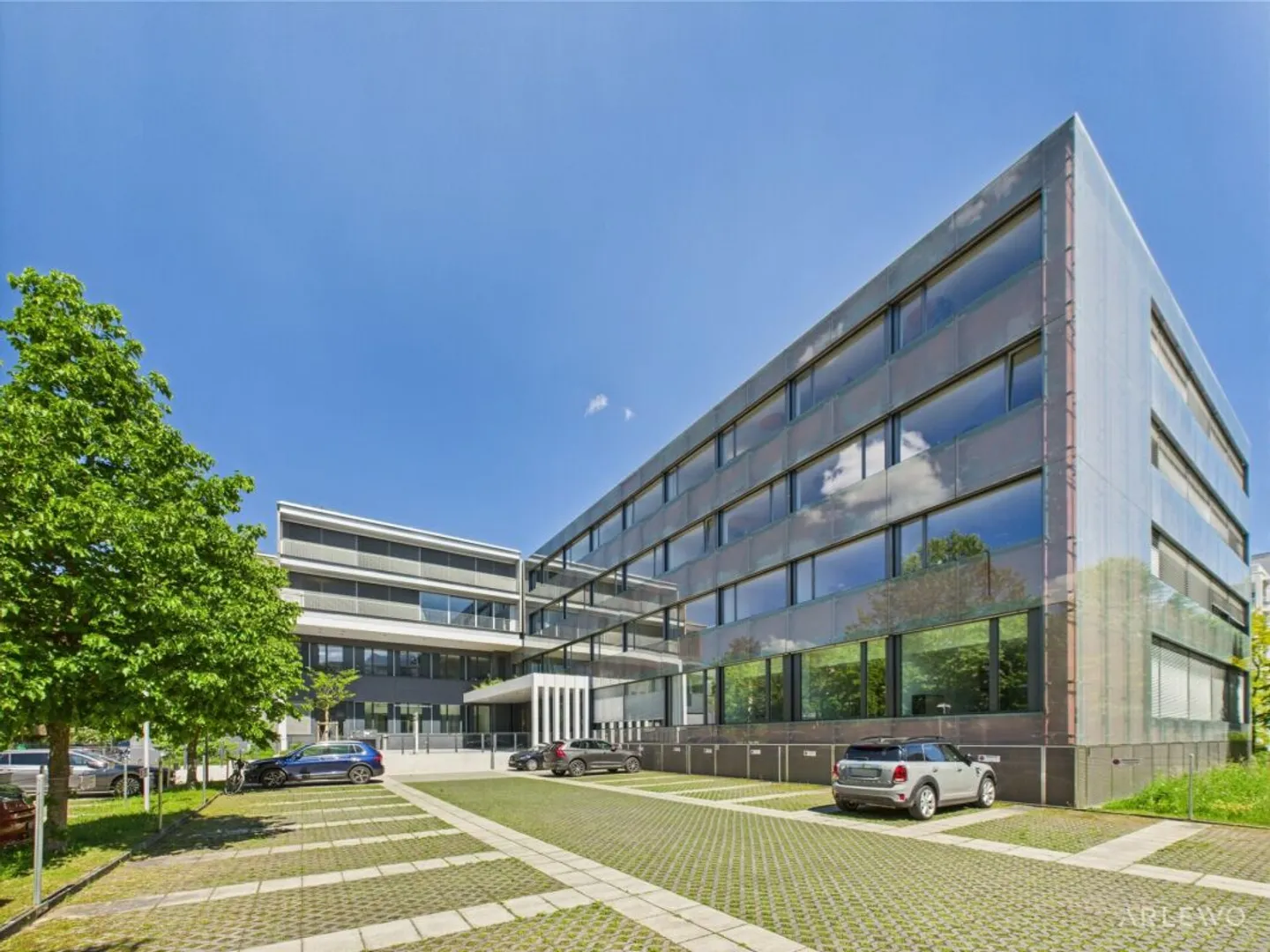 Top developed office space at Alpenquai - Photo 2 of 13