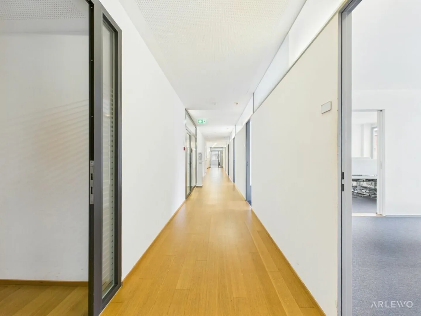 Top developed office space at Alpenquai - Photo 10 of 13