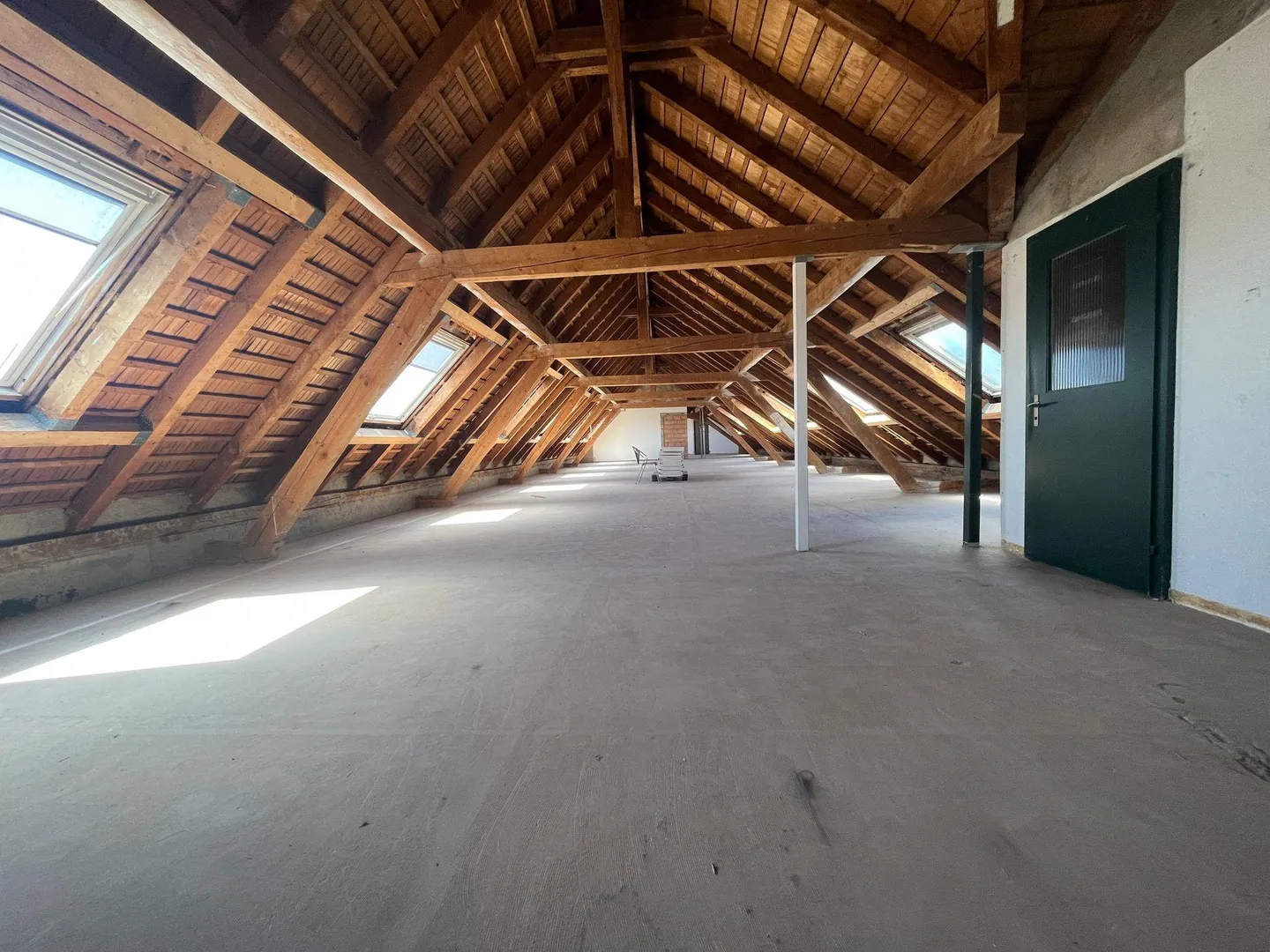 Espace de stockage polyvalent à Solothurn - Photo 5 sur 13