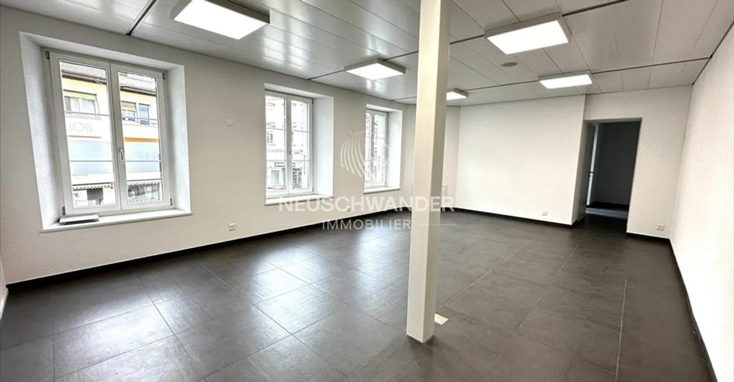 Office 3 rooms - Photo 10 of 10