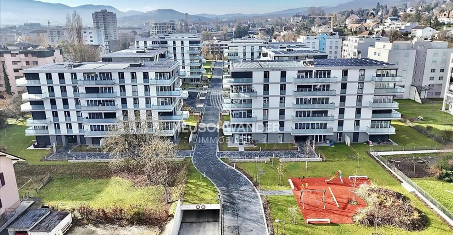 Espace Commercial dans un Quartier Charmant - Photo 2 sur 3