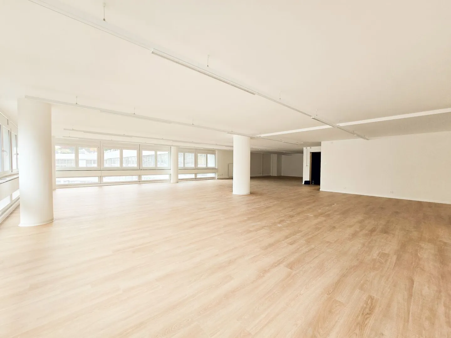 Ufficio ristrutturato di 230m2 – Centro città di Losanna - Foto 5 di 13