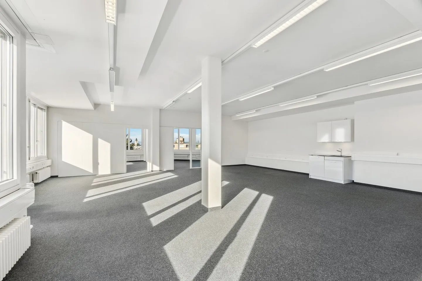 Votre nouvel espace de bureau à Kloten - central, pratique et polyvalent - Photo 10 sur 11
