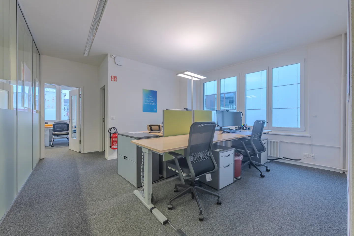 Moderne Büroräumlichkeiten im Herzen von Biel! - Photo 5 sur 9