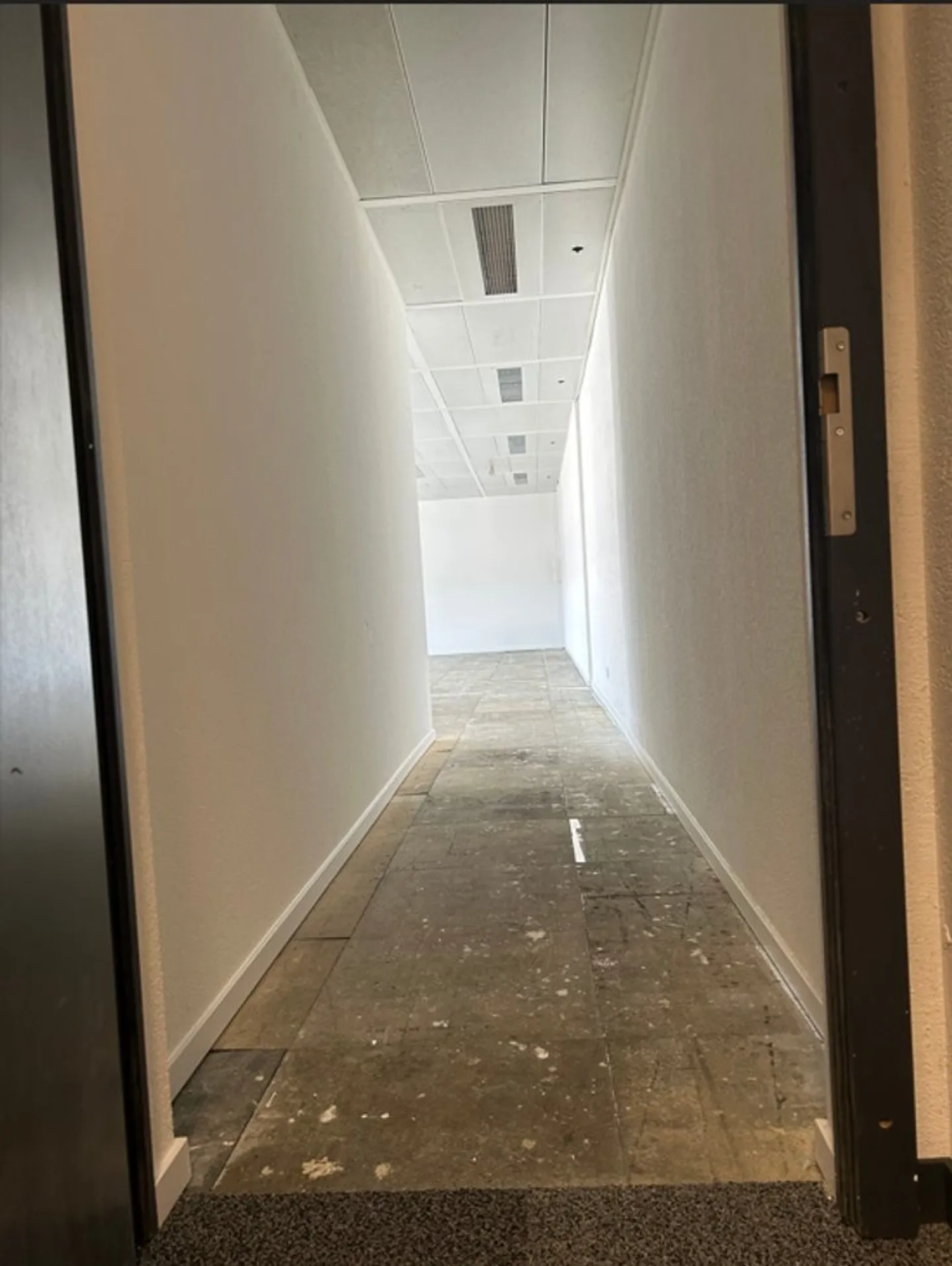 Espace de bureau spacieux à Petit-Lancy - Photo 6 sur 7