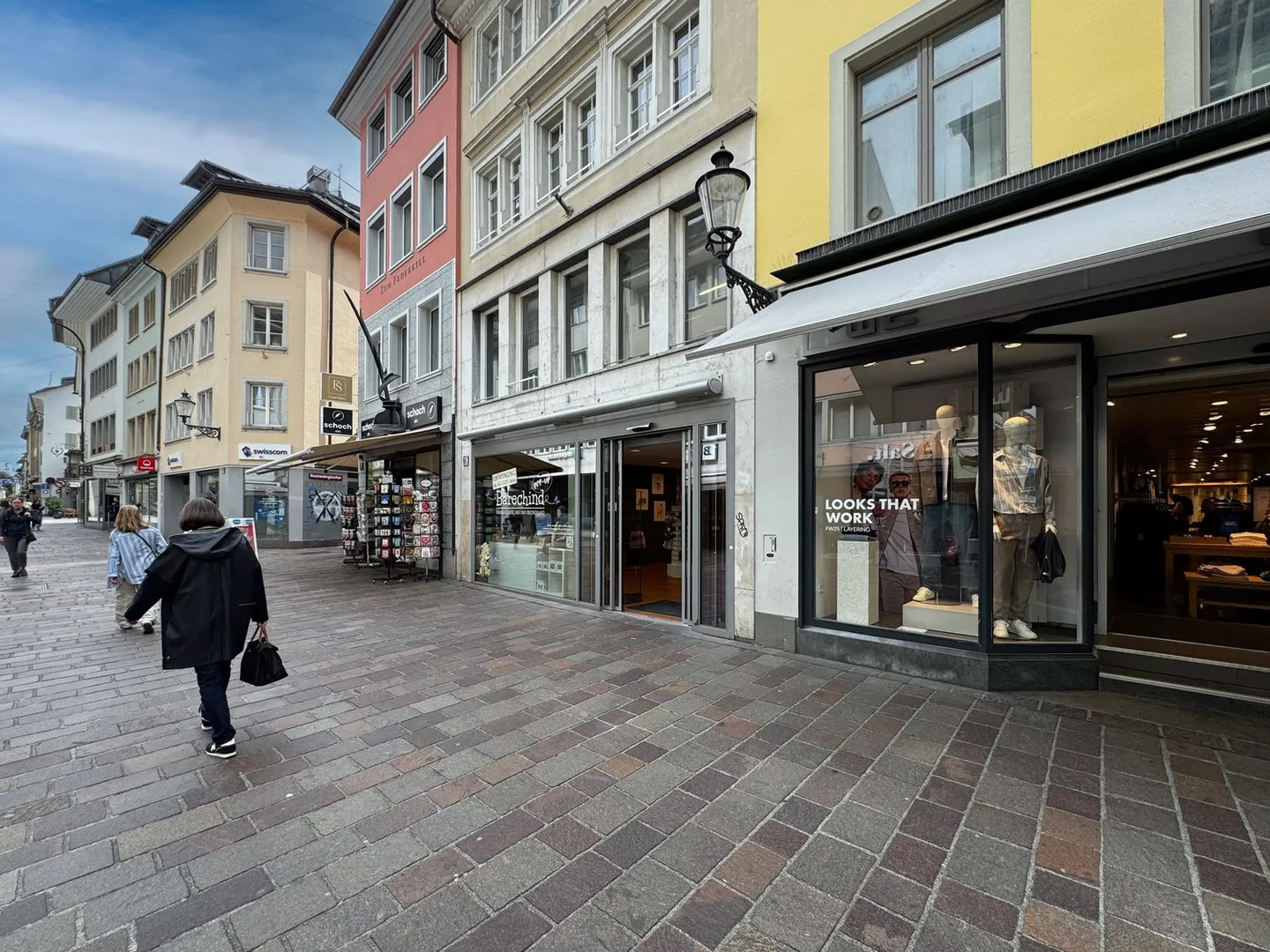Top retail space in Winterthur's best traffic location - Photo 2 of 10
