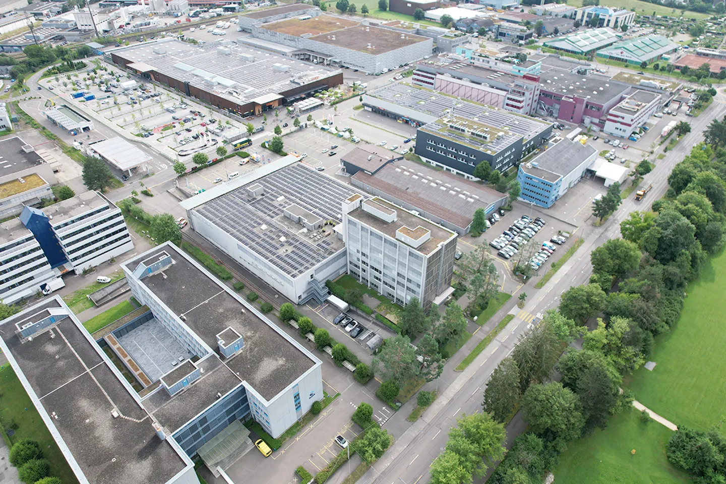 Ready-to-use training facilities in a convenient location in Winterthur - Photo 3 of 13