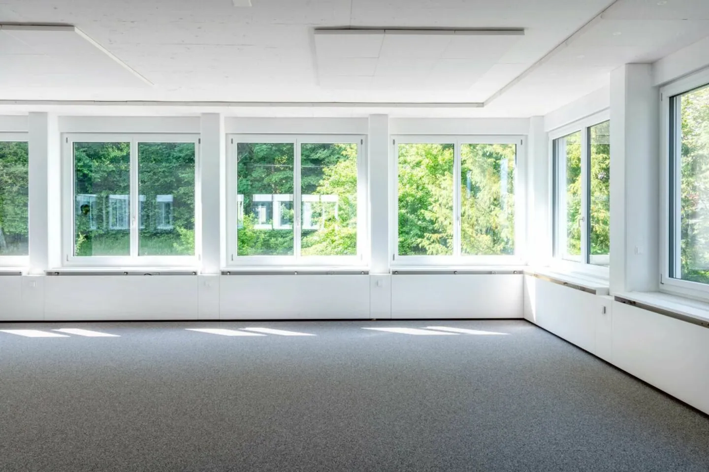 Spazio per la crescita in un edificio commerciale sostenibile, innovativo e centrale - Foto 4 di 9