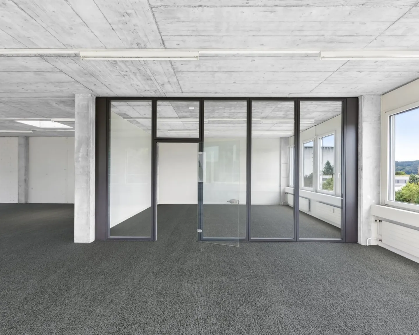 Premises with a View of the Green - Siloring Dintikon - Photo 6 of 8