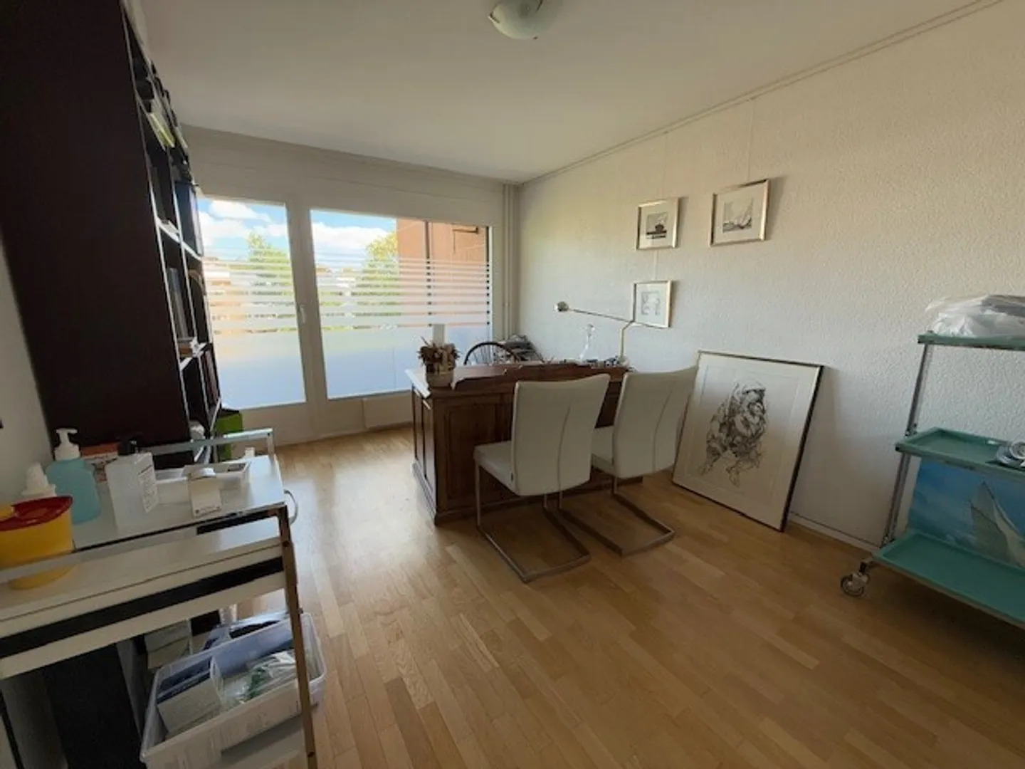 Industry 4 rooms - Photo 3 of 7