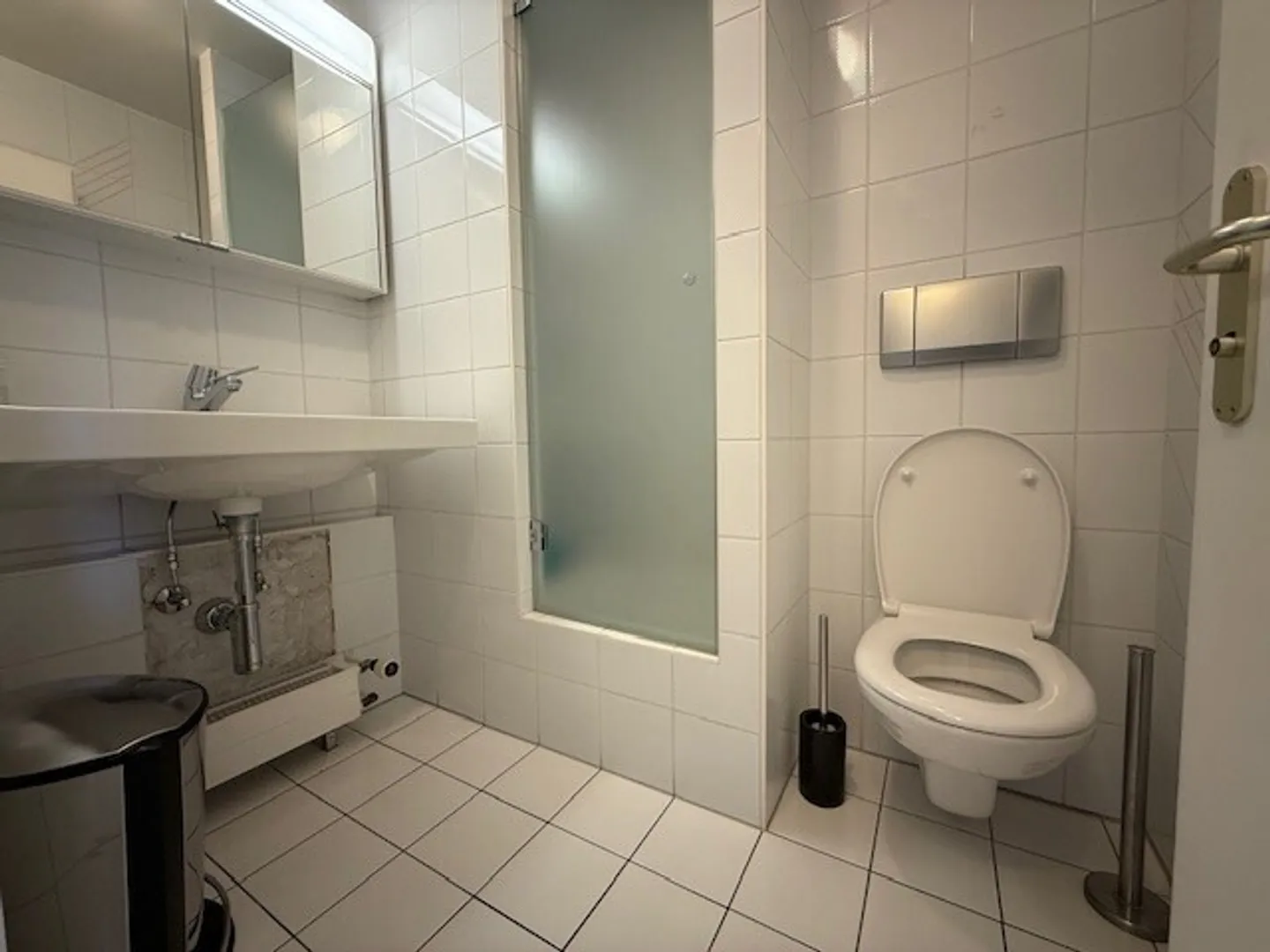 Industry 4 rooms - Photo 6 of 7