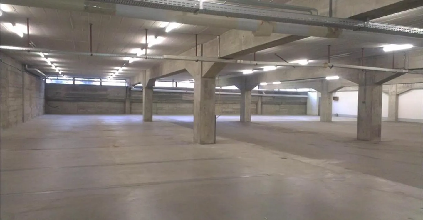 Commerce - Photo 5 of 6