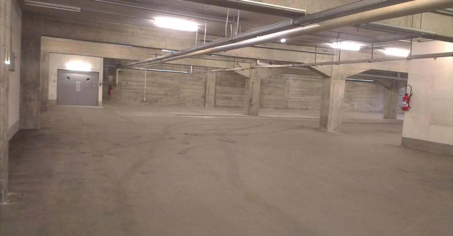 Commerce - Photo 2 of 6