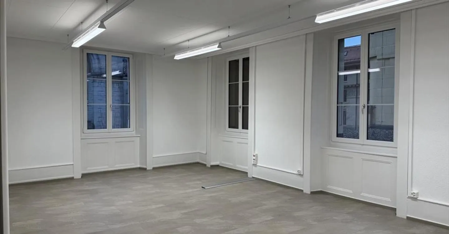 Bureau spacieux au Parc - Photo 6 sur 9