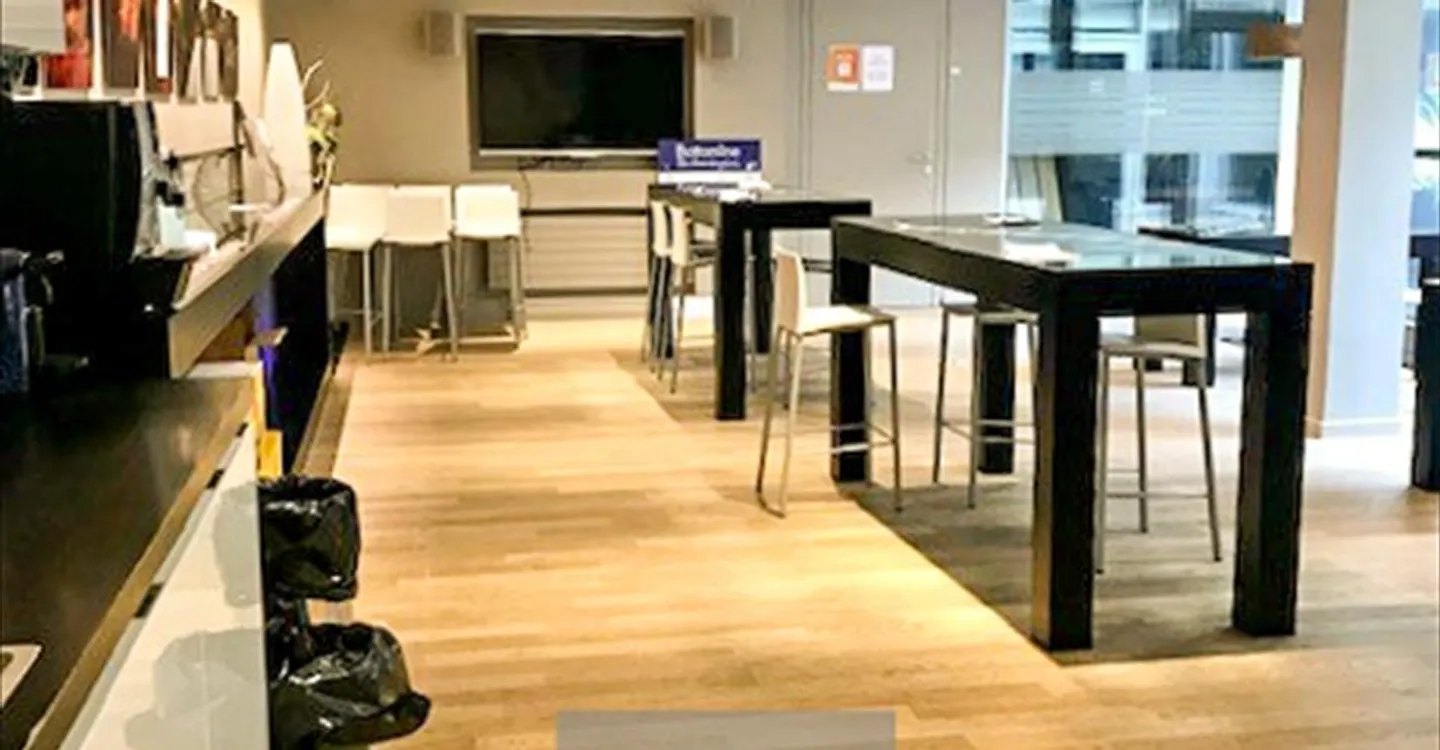 Office 26 rooms - Photo 4 of 10