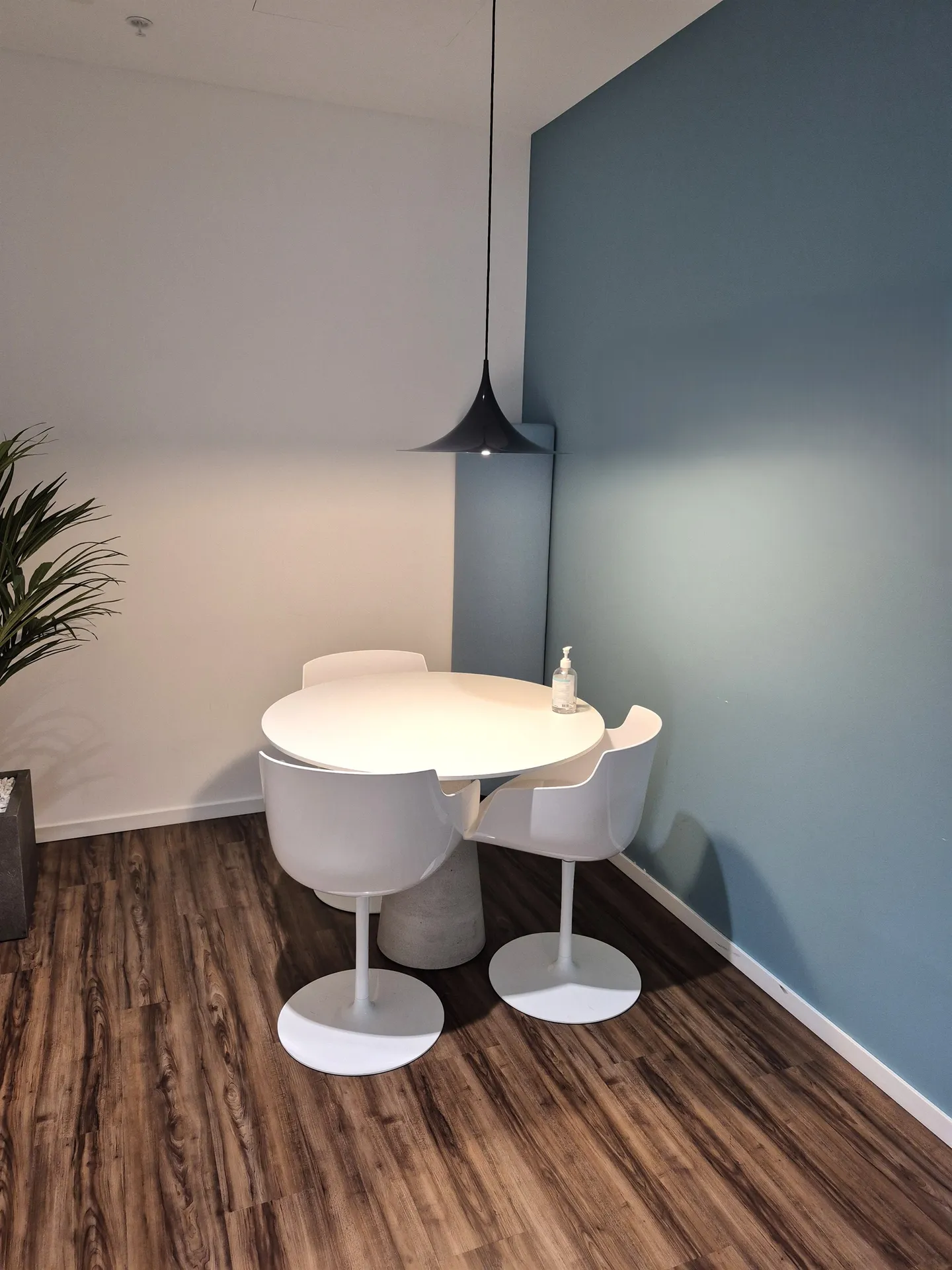 Uffici moderni e funzionali plug-and-play - Foto 4 di 6