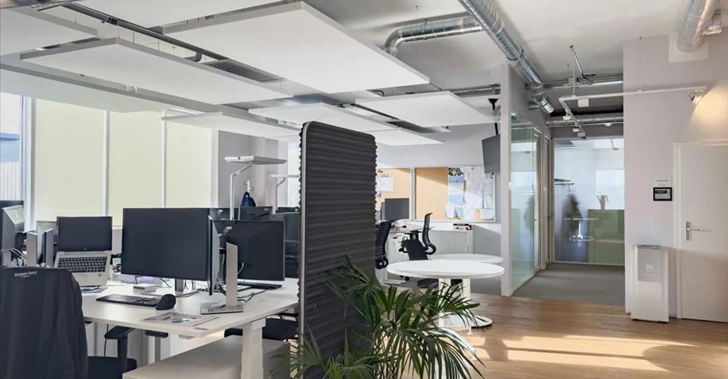 Office - Photo 4 of 12